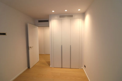 Interior 11