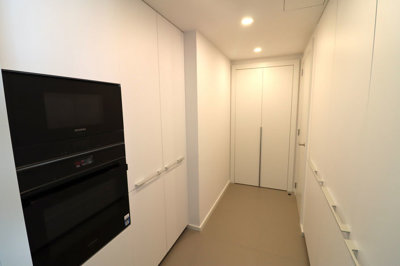 Interior 5