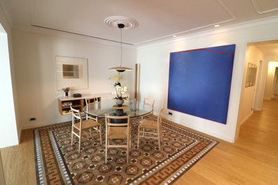 Interior 4
