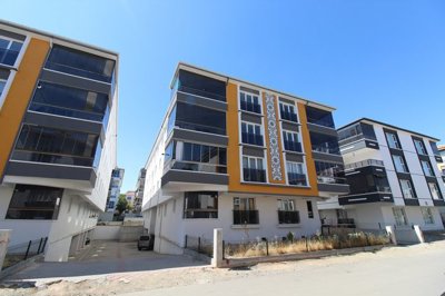 Exterior 1
