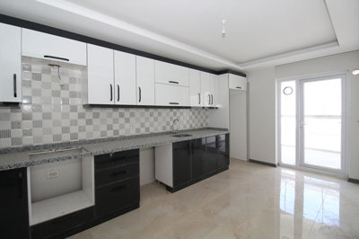 Interior 3