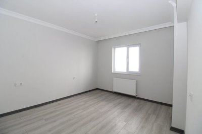 Interior 5