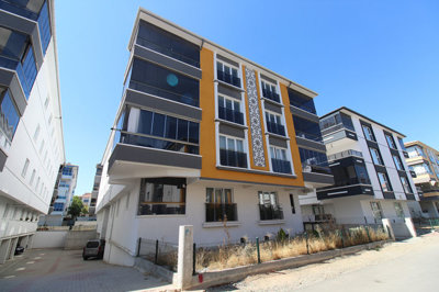 Exterior 3