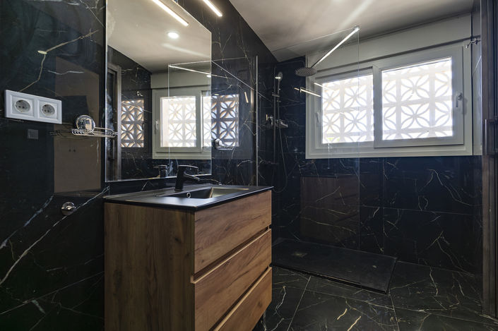 Image No.26-7 Bed House/Villa for sale