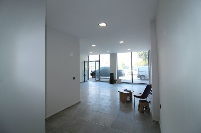 Image No.7-1 Bed Commercial for sale