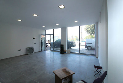 Interior 4