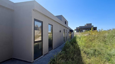 Exterior 12