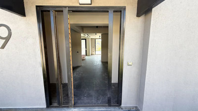 Exterior 14