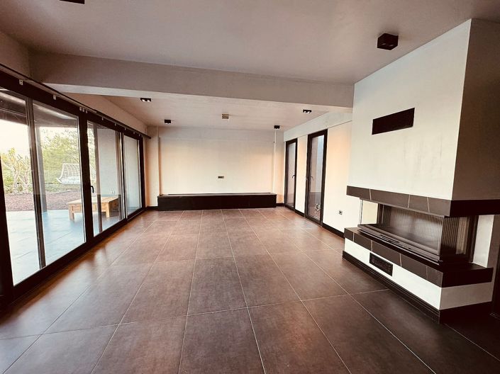 Image No.16-4 Bed House/Villa for sale