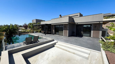 Exterior 9
