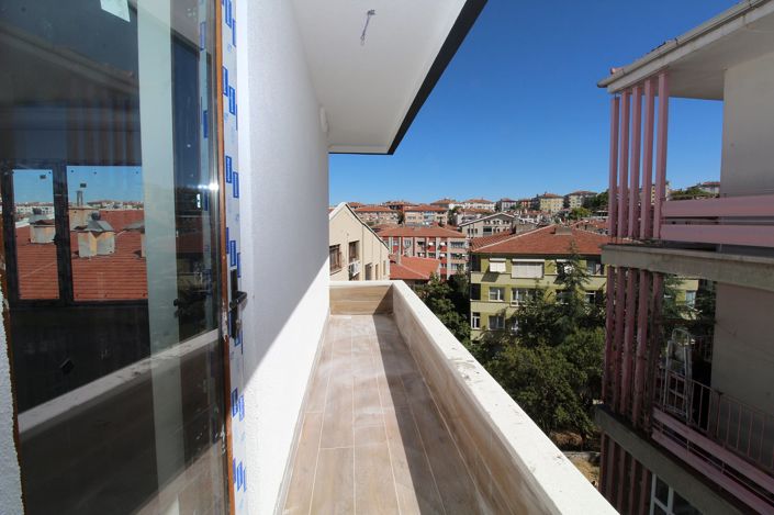 Image No.22-2 Bed Apartment for sale