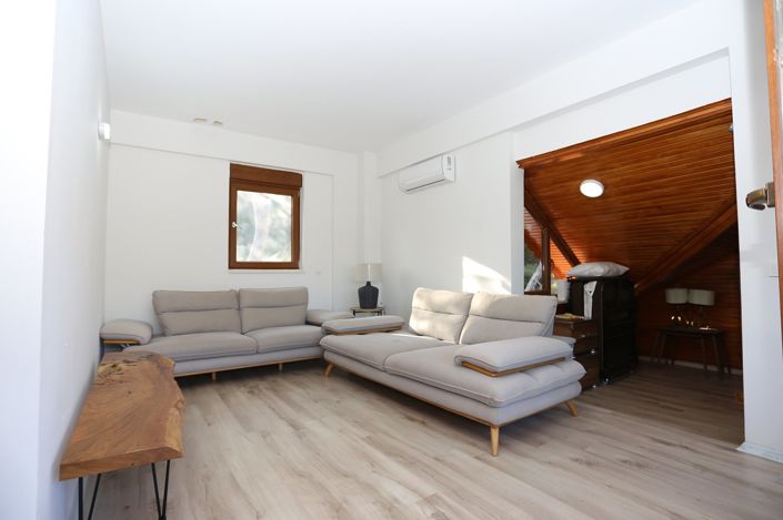 Image No.23-6 Bed House/Villa for sale