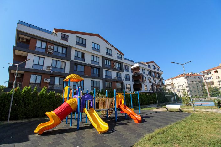 &#199;inarcik, Apartment