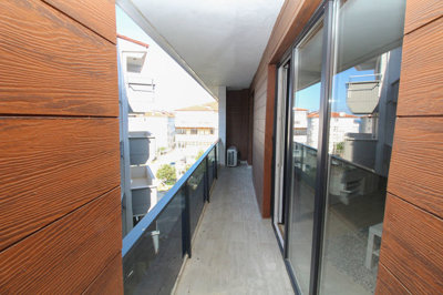 Interior 8