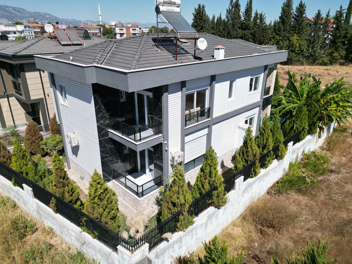 Image No.4-4 Bed House/Villa for sale