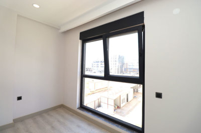 Interior 4
