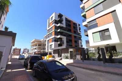Exterior 5