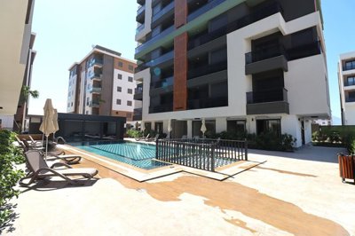 Exterior 8