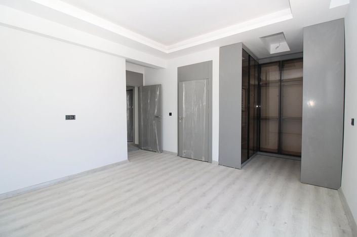 Image No.16-4 Bed Apartment for sale