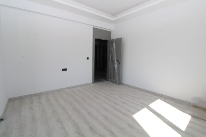 Image No.19-4 Bed Apartment for sale