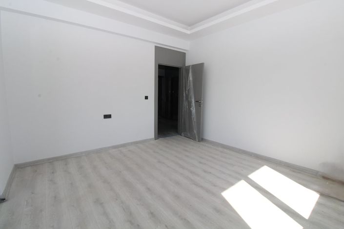 Image No.19-4 Bed Apartment for sale