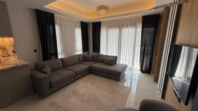 Interior 4