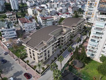 Exterior 4