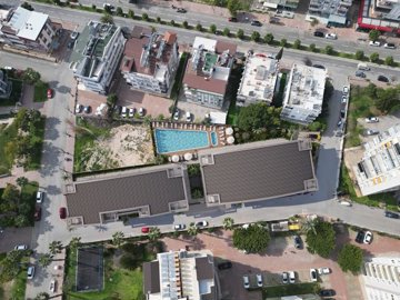 Exterior 3