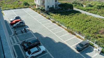 Exterior 11