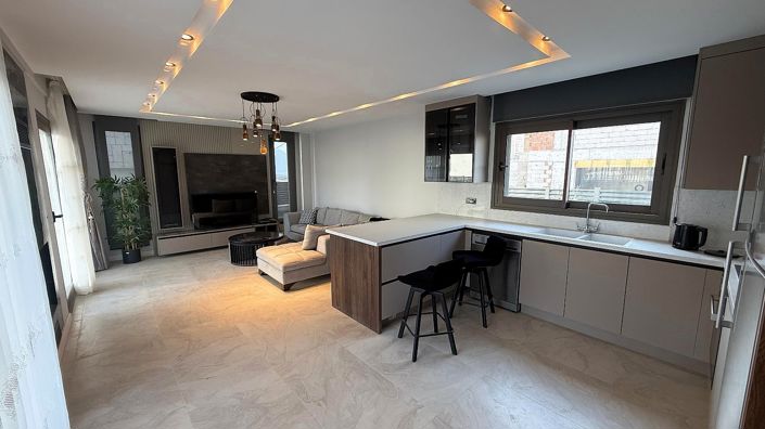 Image No.9-4 Bed House/Villa for sale