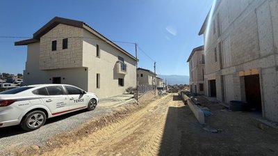 Exterior 2