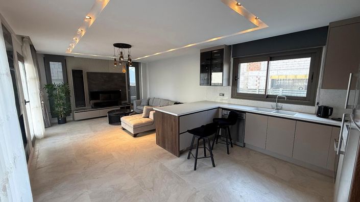 Image No.9-5 Bed House/Villa for sale