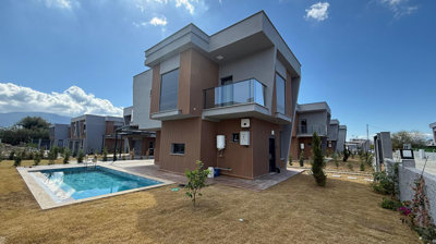 Exterior 2