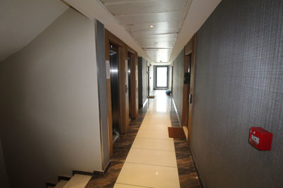 Interior 11