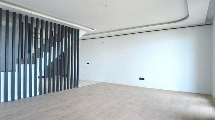 Image No.21-3 Bed Apartment for sale