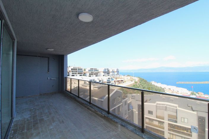 Image No.38-3 Bed Apartment for sale