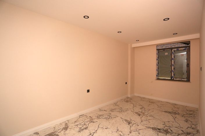 Image No.13-1 Bed Apartment for sale