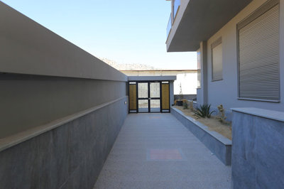 Exterior 7