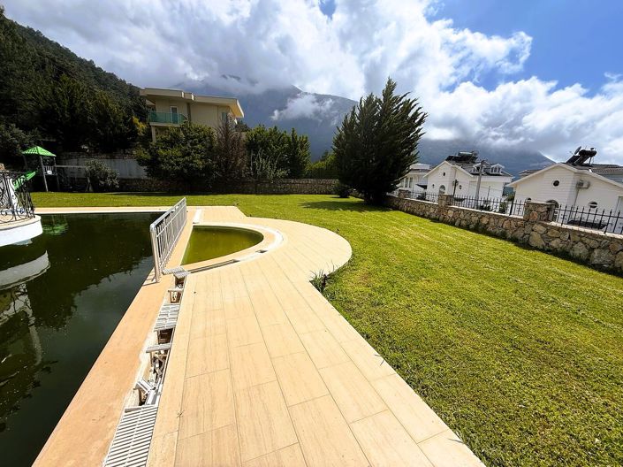 Image No.13-5 Bed House/Villa for sale