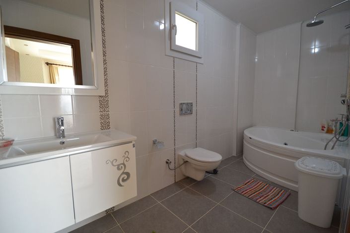 Image No.25-5 Bed House/Villa for sale