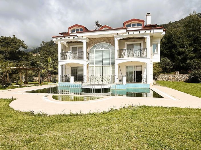 Image No.3-5 Bed House/Villa for sale