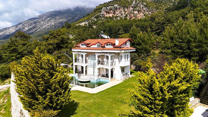 Image No.4-5 Bed House/Villa for sale