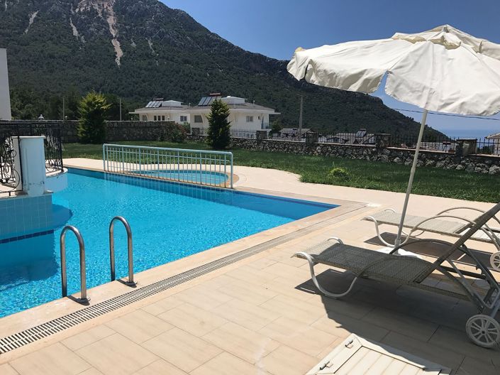 Image No.6-5 Bed House/Villa for sale