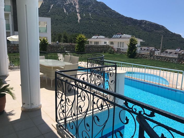 Image No.7-5 Bed House/Villa for sale