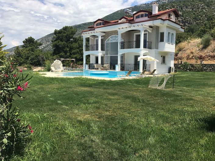 Image No.8-5 Bed House/Villa for sale