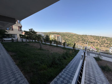 Exterior 10