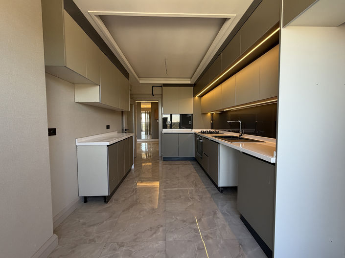 Image No.16-3 Bed Apartment for sale