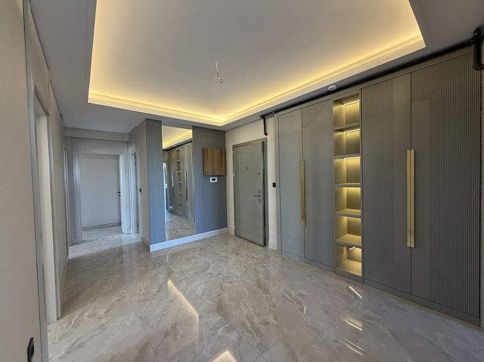 Image No.29-3 Bed Apartment for sale