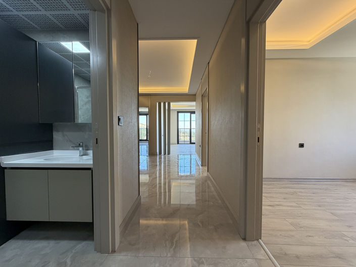 Image No.30-3 Bed Apartment for sale