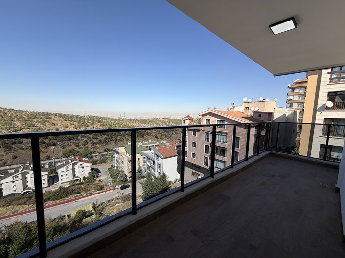 Image No.31-3 Bed Apartment for sale